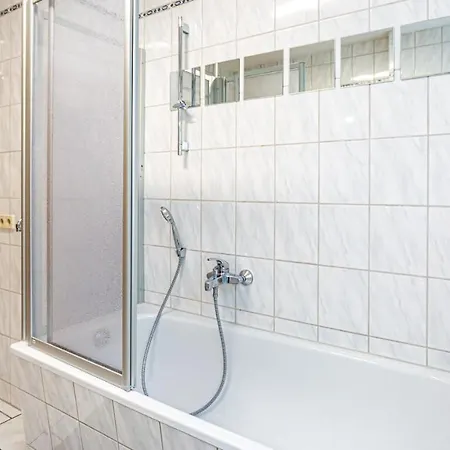 Gaeste- & In Sonderhausen Guentherstrasse 25