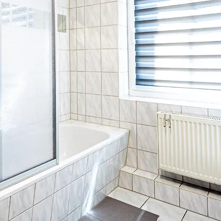 Gaeste- & In Sonderhausen Guentherstrasse 25 * Sondershausen